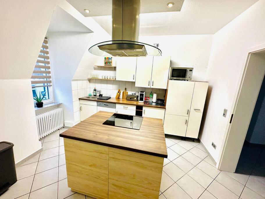 Loft Mit Billard-Tisch Und Ps4 Wuppertal Exterior foto