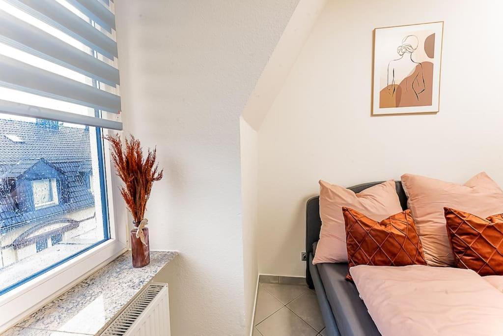 Loft Mit Billard-Tisch Und Ps4 Wuppertal Exterior foto